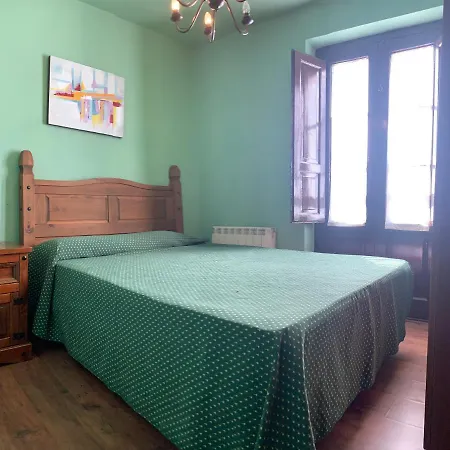 Dos Casas Juntas 20 Personas Con Finca 3000 M, Barbacoas Parking