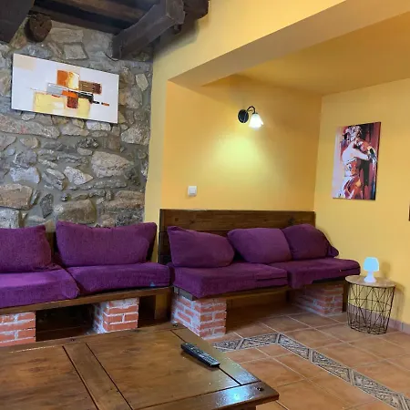 Дом отдыха Dos Casas Juntas 20 Personas Con Finca 3000 M, Barbacoas Parking