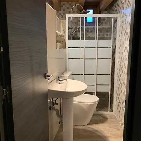 Dos Casas Juntas 20 Personas Con Finca 3000 M, Barbacoas Parking * Льянера