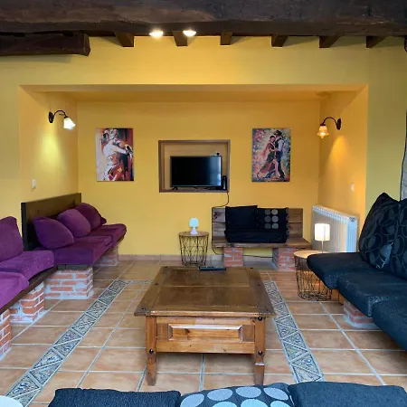 Дом отдыха Dos Casas Juntas 20 Personas Con Finca 3000 M, Barbacoas Parking *